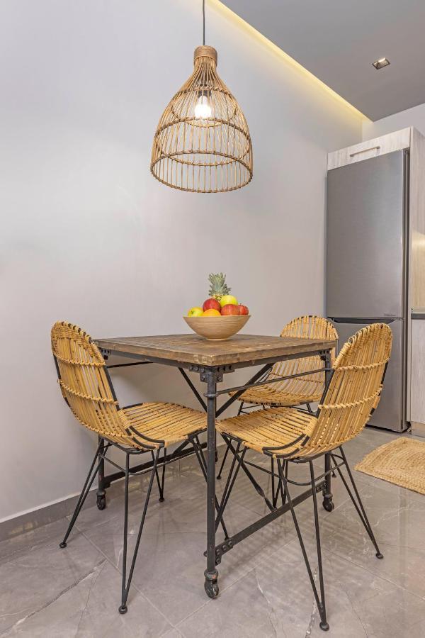 Elia & Anthos Deluxe Suites Іксія Екстер'єр фото