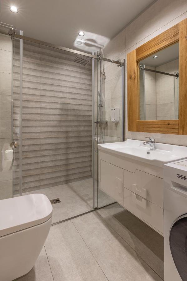 Elia & Anthos Deluxe Suites Іксія Екстер'єр фото